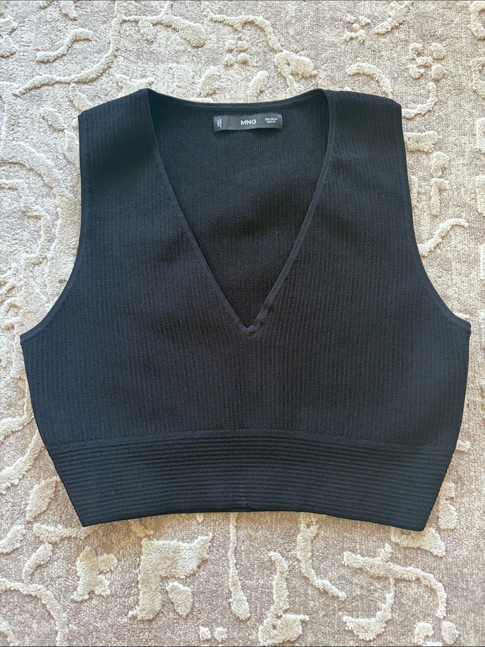 Mango Black Ribbed V-Neck Crop Tank